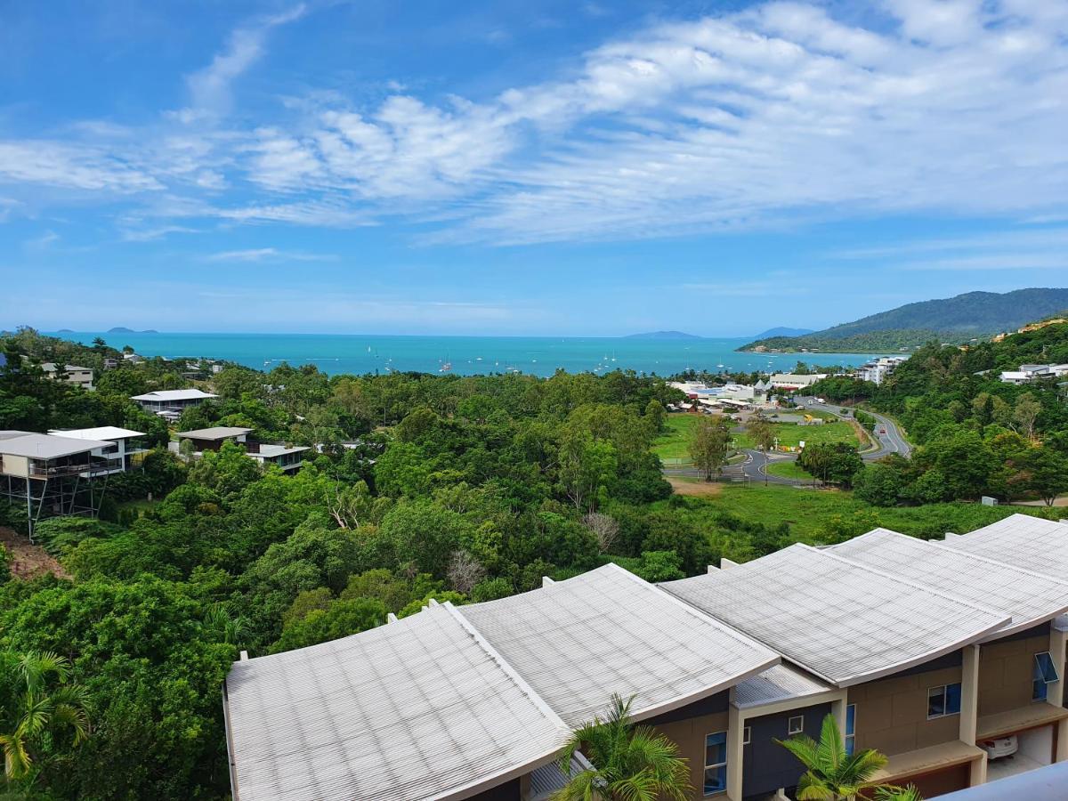 Azure Sea Whitsunday Resort Airlie Beach Exterior photo