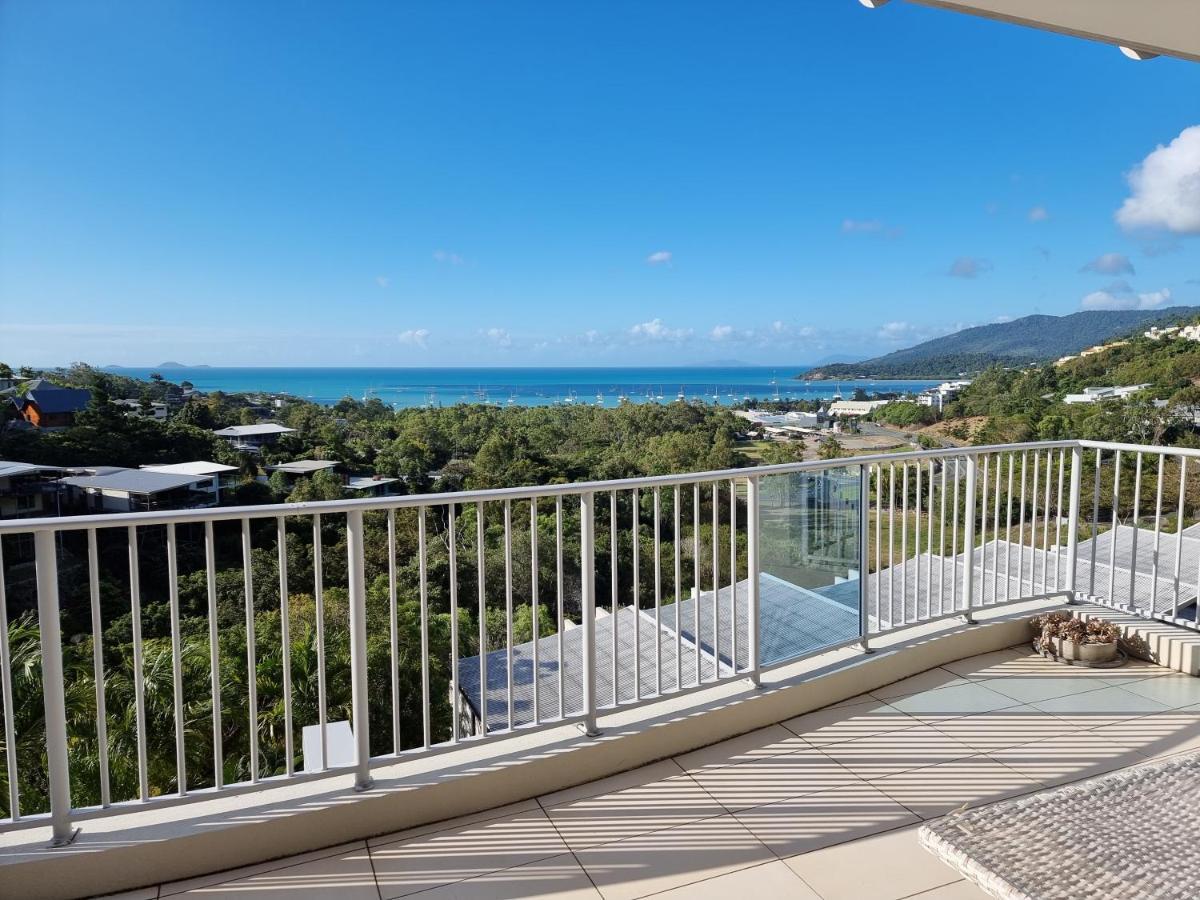 Azure Sea Whitsunday Resort Airlie Beach Exterior photo
